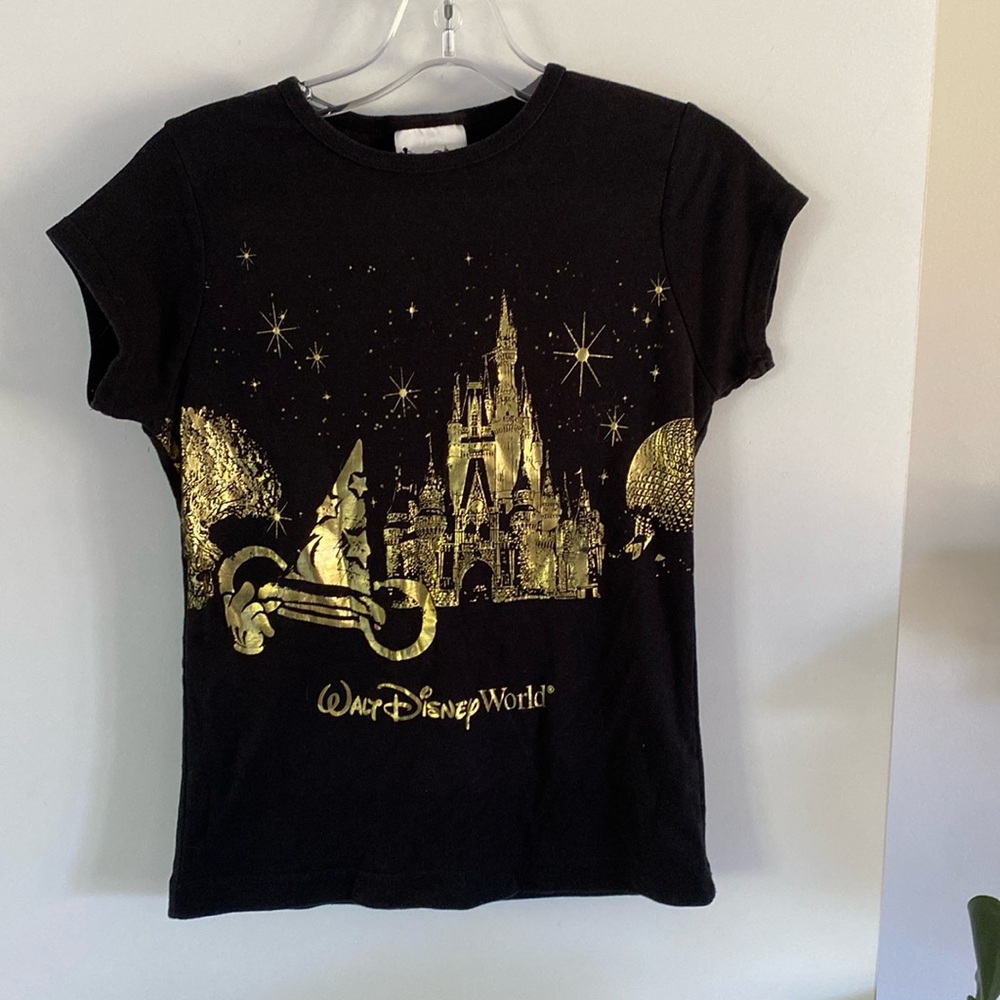 WALT DISNEY WORLD PARKS CASTLE foil tee shirt EPCOT HOLLYWOOD ANIMAL KINGDOM L